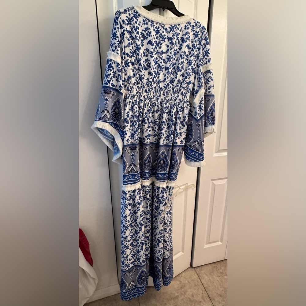 Faeriesty boho shirred waist flounced sleeve blue & white maxi dress. - Picture 9 of 9